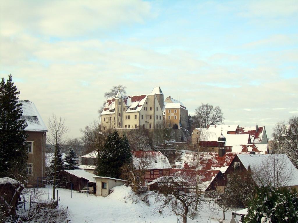 Burg Hohnstein Otel Oda fotoğraf